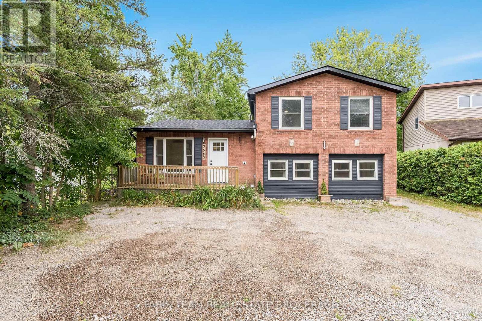 Property at 2668 WESTSHORE CRESCENT image 2