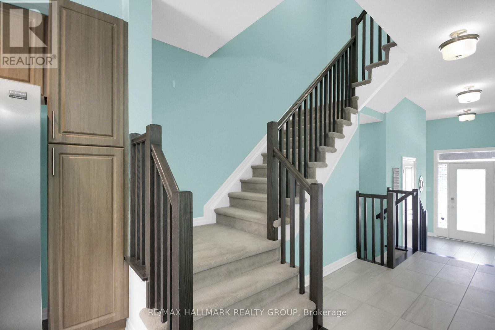 117 Overberg Way, Ottawa, Ontario  K2S 0V9 - Photo 23 - X12356700