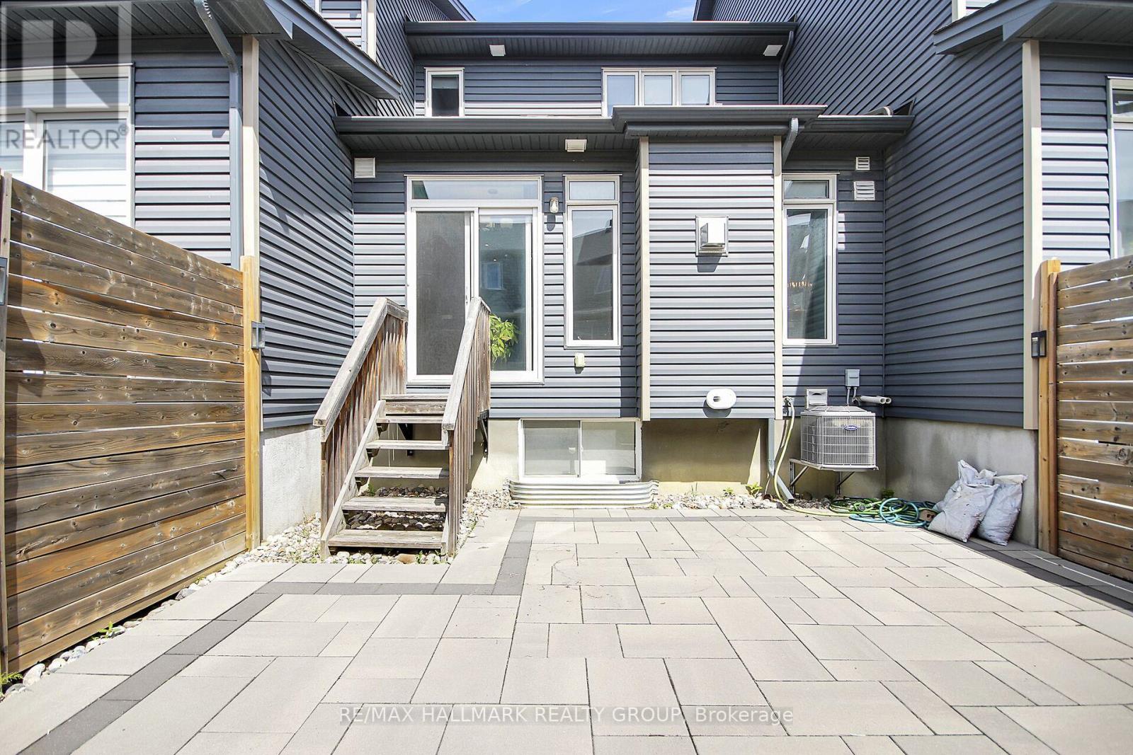 117 Overberg Way, Ottawa, Ontario  K2S 0V9 - Photo 42 - X12356700