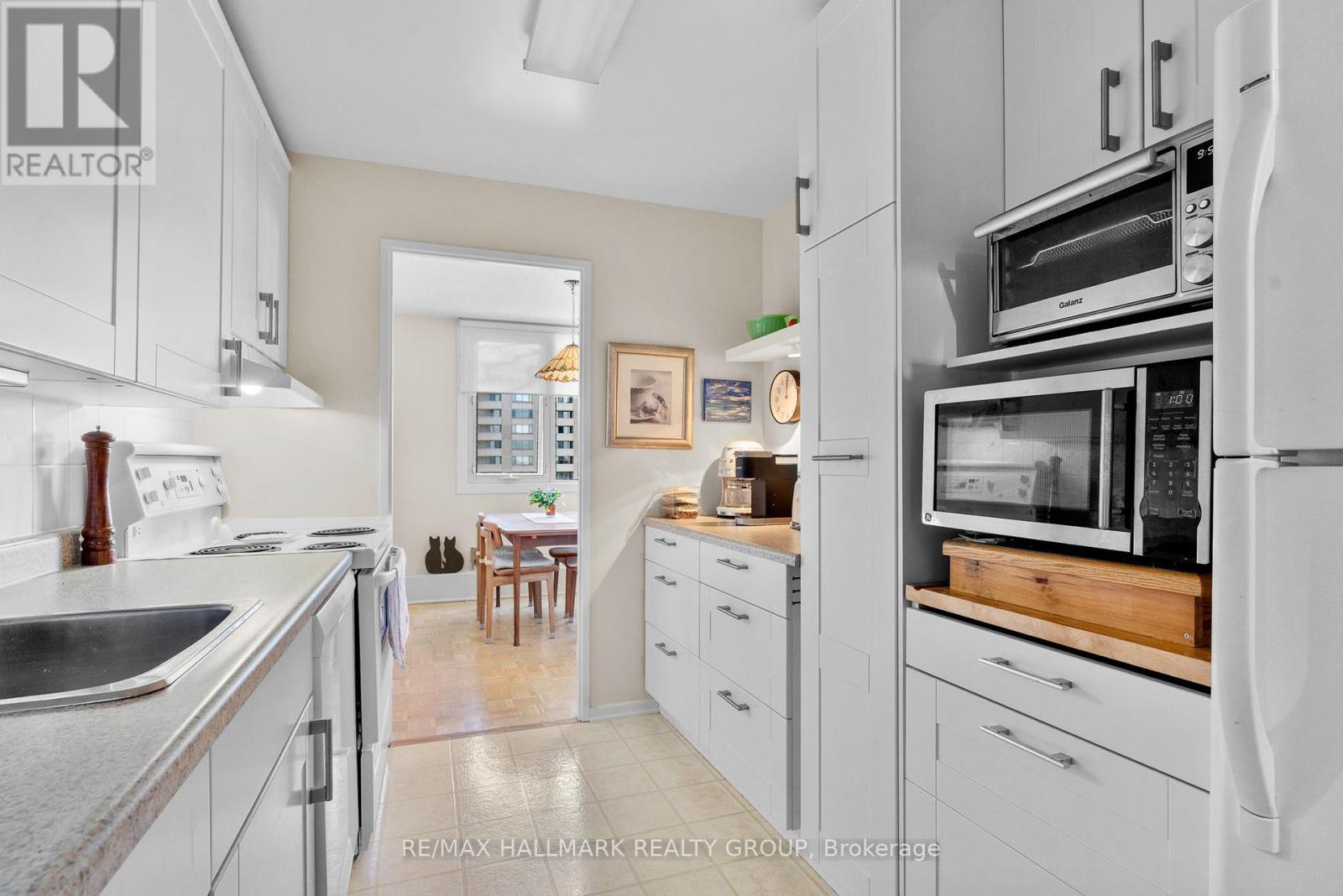 806 - 265 Poulin Avenue, Ottawa, Ontario  K2B 7Y8 - Photo 10 - X12356702