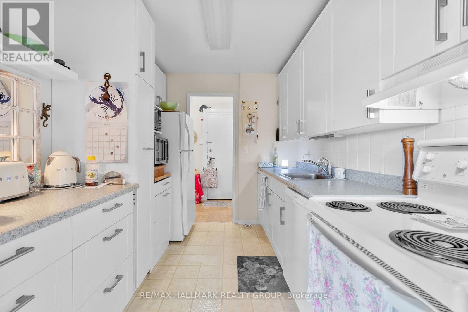 806 - 265 Poulin Avenue, Ottawa, Ontario  K2B 7Y8 - Photo 6 - X12356702