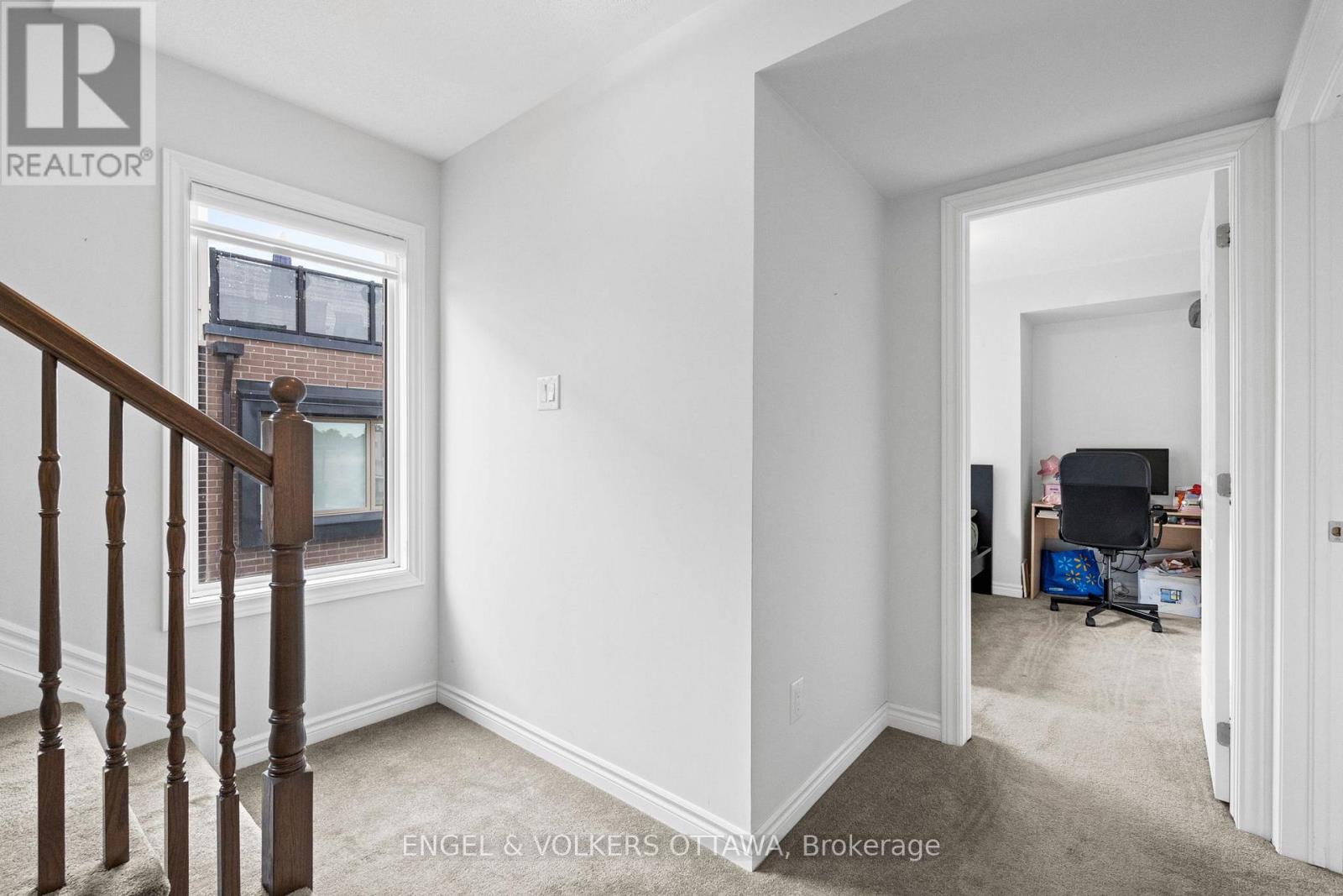 782 Mikinak Road, Ottawa, Ontario  K1K 5A5 - Photo 15 - X12356751