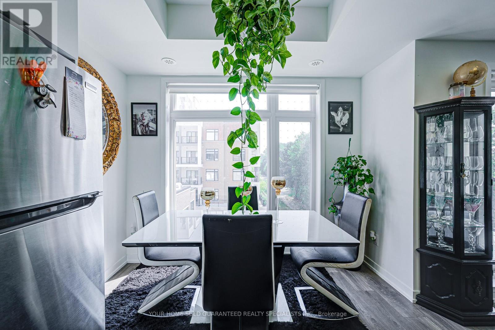 302 - 135 Canon Jackson Drive, Toronto, Ontario  M6M 0C3 - Photo 17 - W12356551