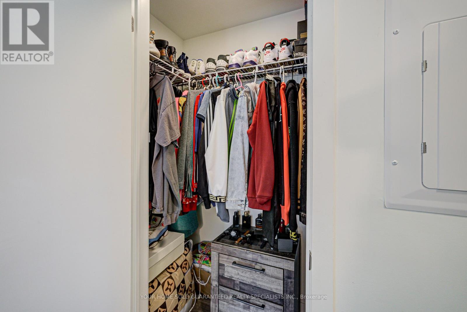 302 - 135 Canon Jackson Drive, Toronto, Ontario  M6M 0C3 - Photo 20 - W12356551