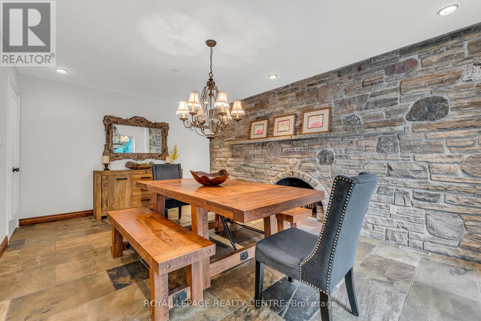 1593 Glenburnie Road, Mississauga, Ontario  L5G 3C9 - Photo 20 - W12356590