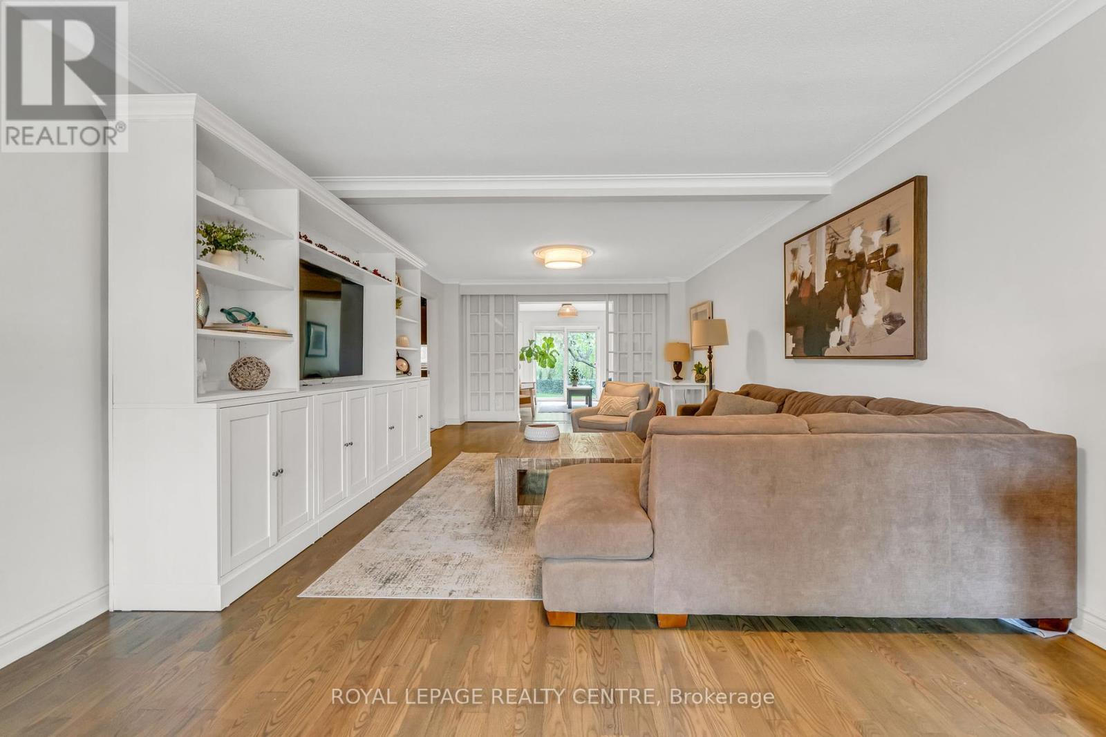 1593 Glenburnie Road, Mississauga, Ontario  L5G 3C9 - Photo 7 - W12356590
