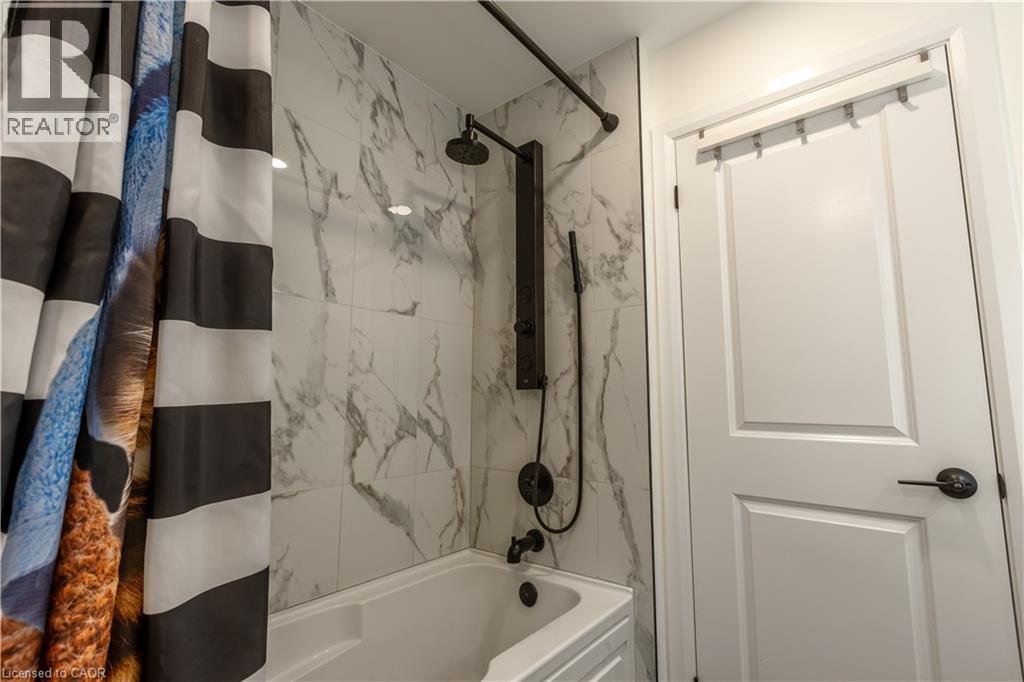 5 Juneberry Road, Thorold, Ontario  L2V 0B2 - Photo 18 - 40761742