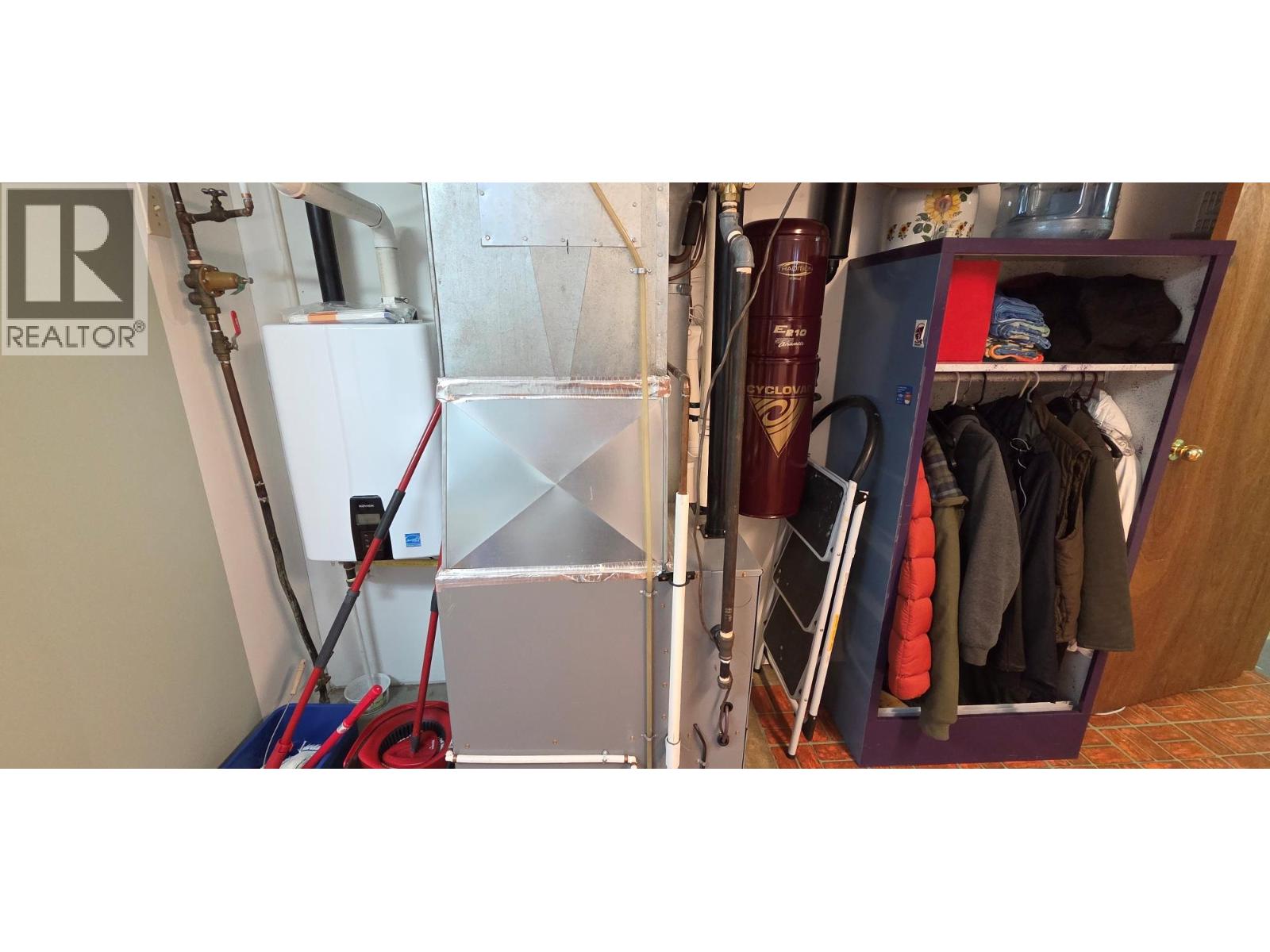 864 300th Street, Kimberley, British Columbia  V1A 3J7 - Photo 36 - 10360050