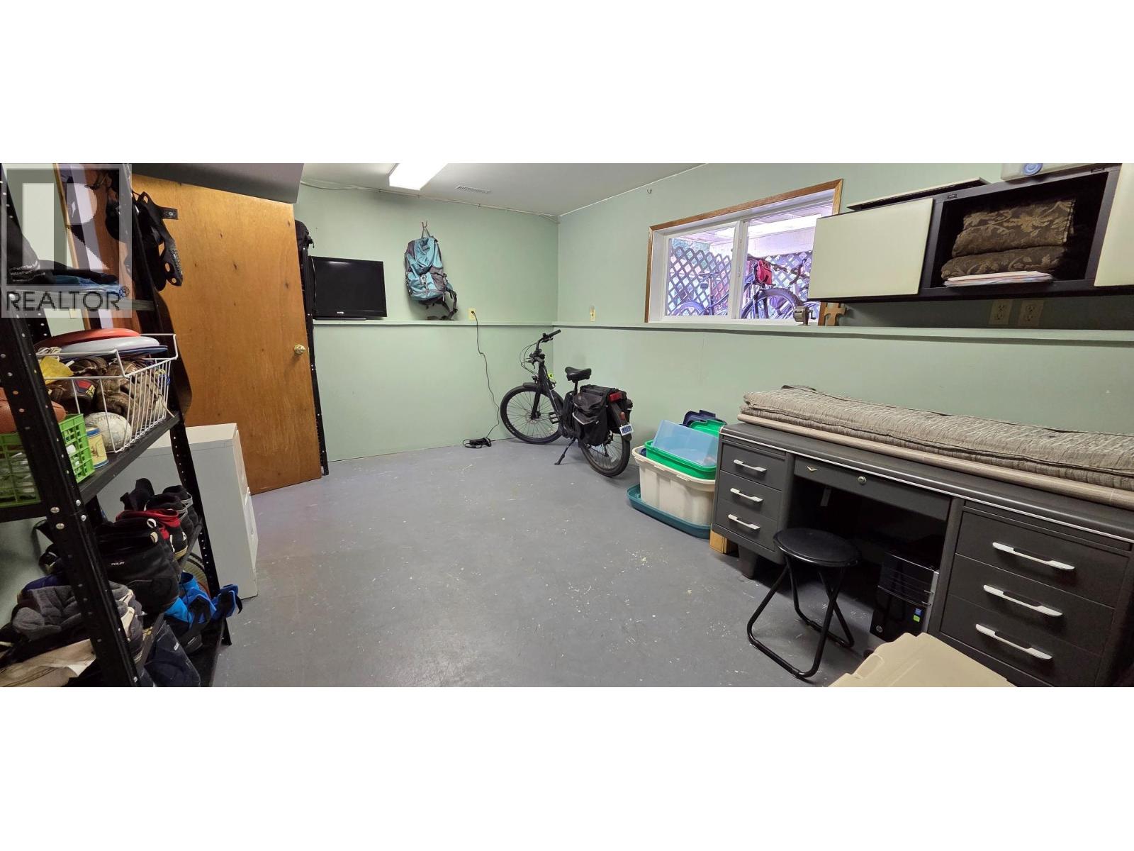 864 300th Street, Kimberley, British Columbia  V1A 3J7 - Photo 37 - 10360050