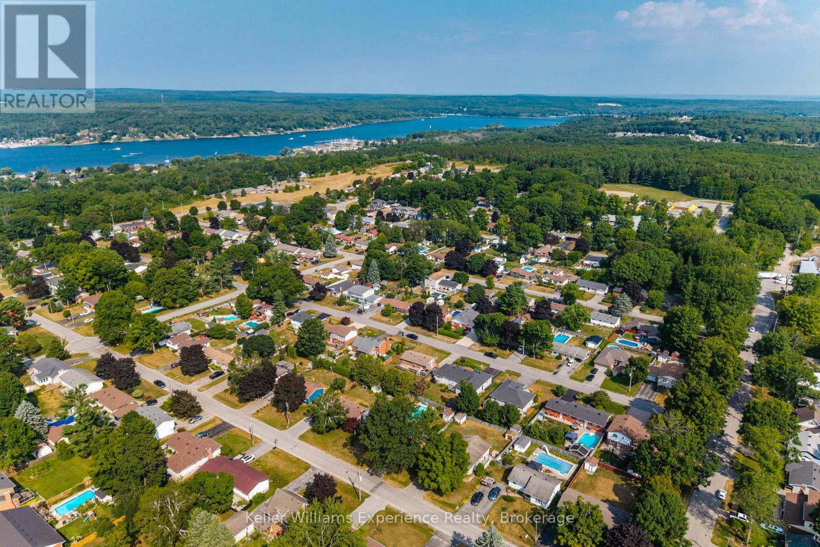 26 Richelieu Street, Penetanguishene, Ontario  L9M 1H3 - Photo 28 - S12356729