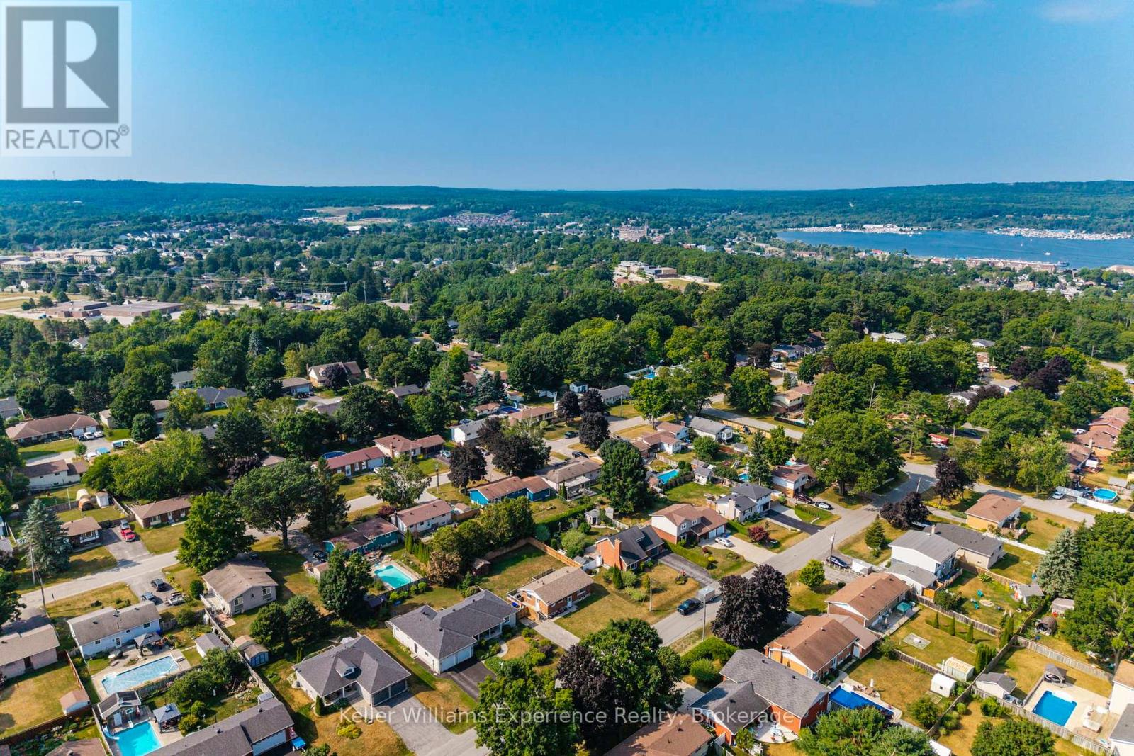 26 Richelieu Street, Penetanguishene, Ontario  L9M 1H3 - Photo 6 - S12356729