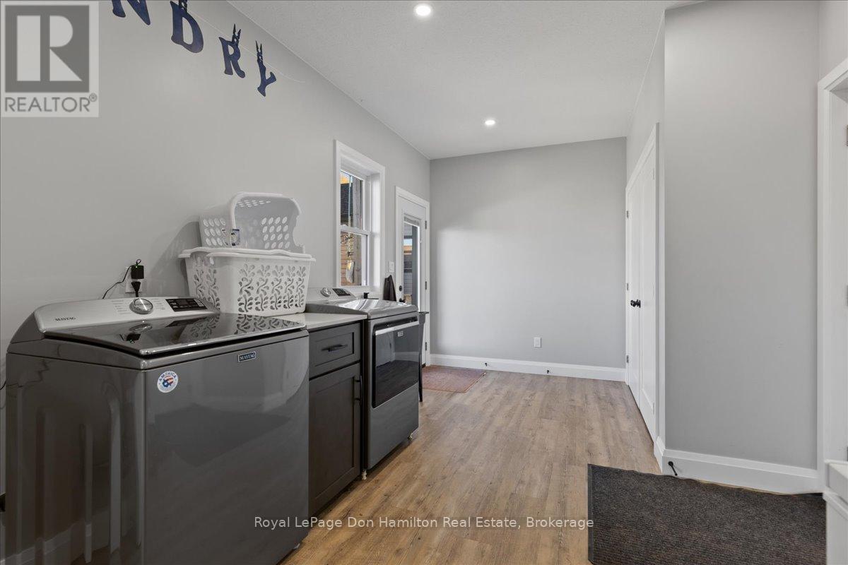 43830 Cranbrook Road, Huron East, Ontario  N0G 1H0 - Photo 26 - X12356694