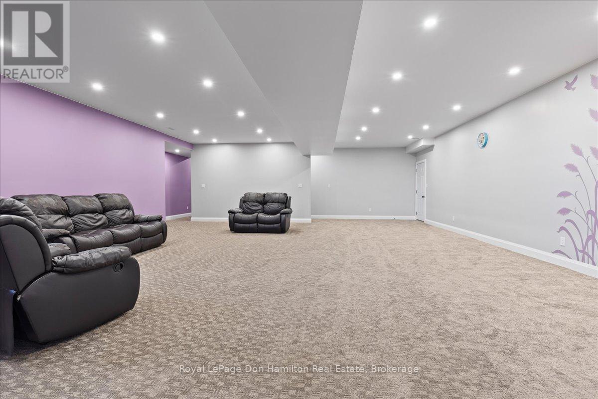 43830 Cranbrook Road, Huron East, Ontario  N0G 1H0 - Photo 32 - X12356694