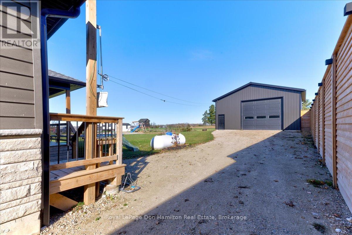 43830 Cranbrook Road, Huron East, Ontario  N0G 1H0 - Photo 44 - X12356694