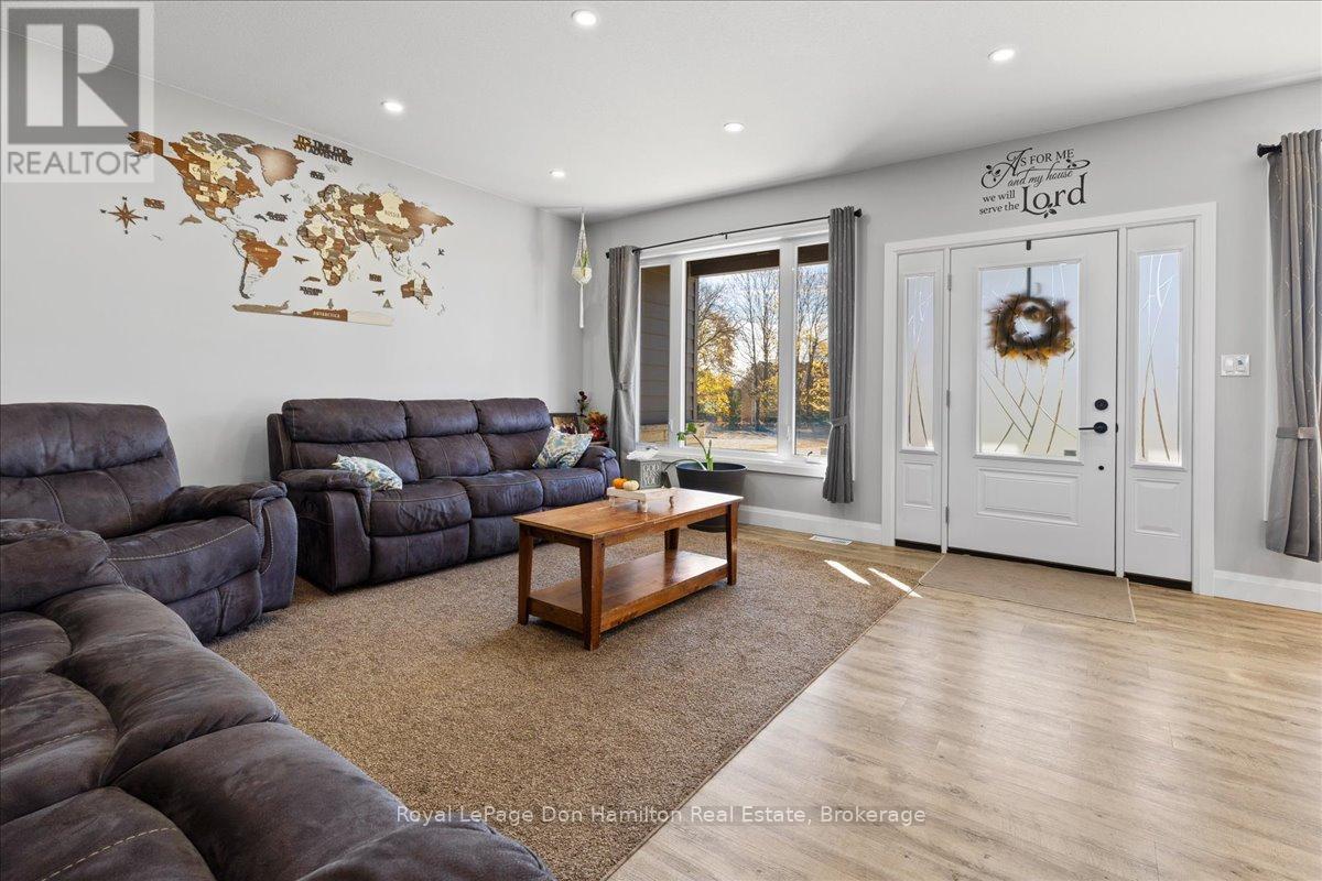 43830 Cranbrook Road, Huron East, Ontario  N0G 1H0 - Photo 6 - X12356694