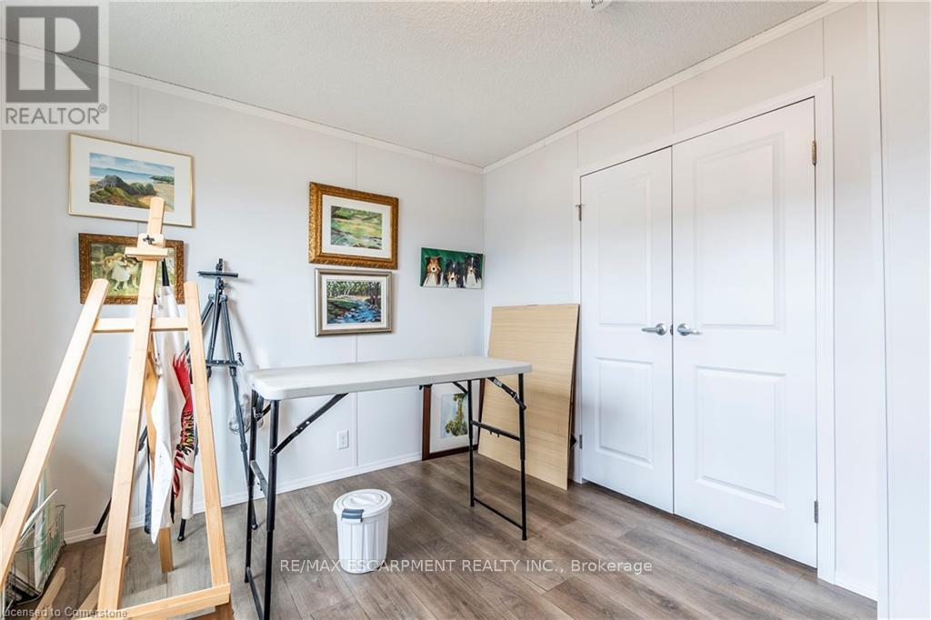17 Bent Willow Court, Haldimand, Ontario  N0A 1L0 - Photo 16 - X12356530