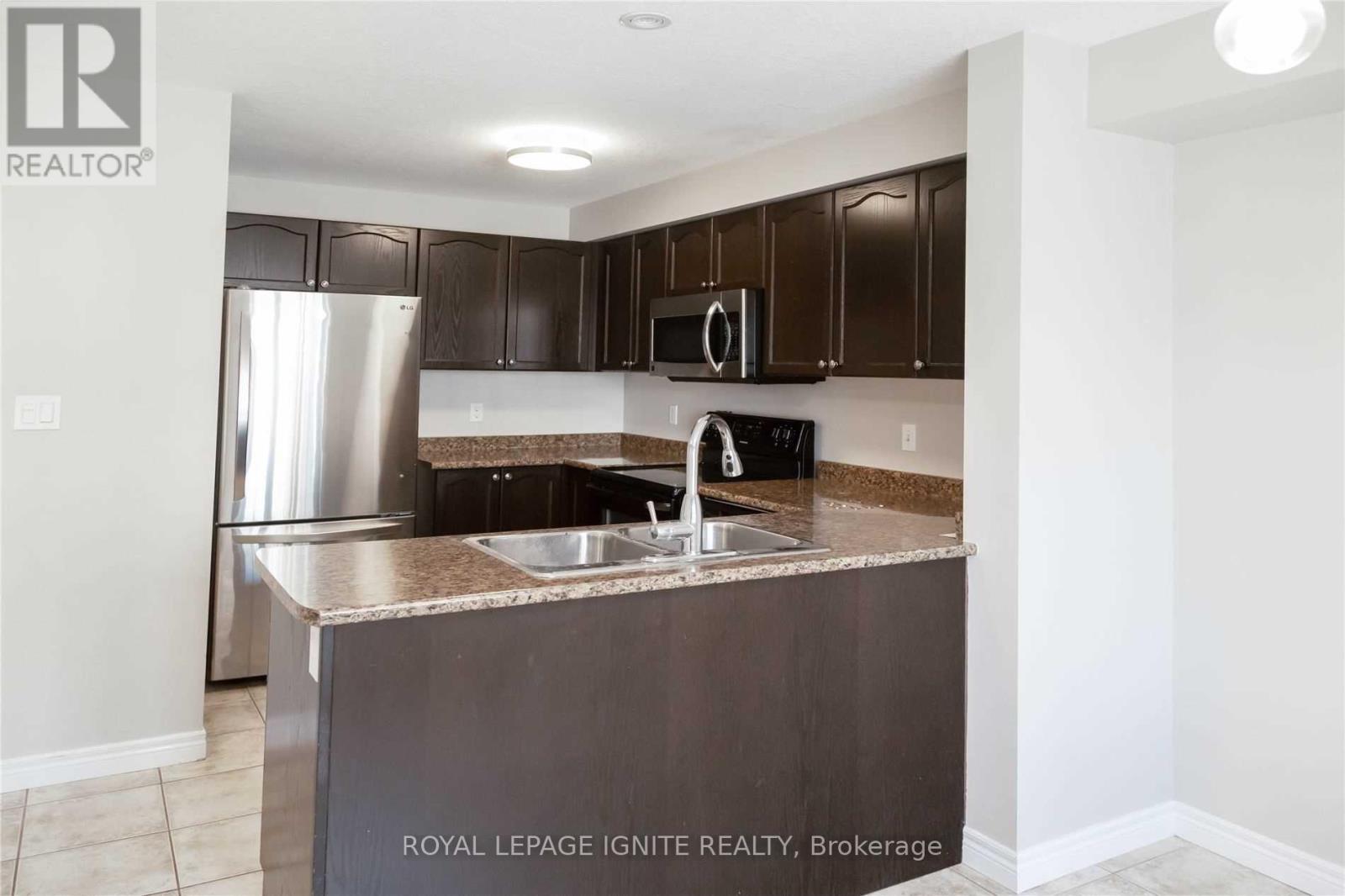 36b - 15 Carere Crescent, Guelph, Ontario  N1E 0K4 - Photo 4 - X12356559