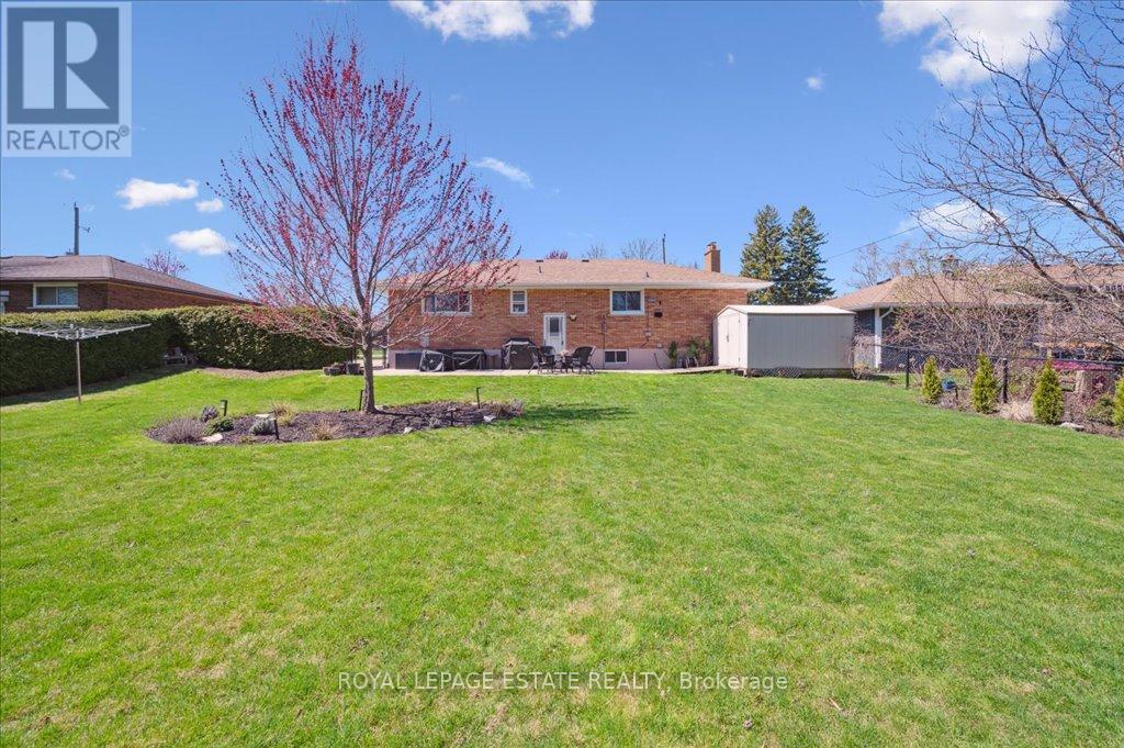 111 Leitch Drive, Grimsby, Ontario  L3M 2T9 - Photo 22 - X12356650