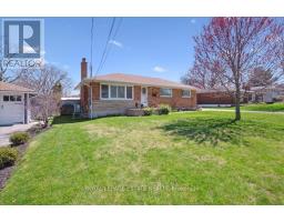 111 Leitch Drive, Grimsby (Grimsby East), Ca
