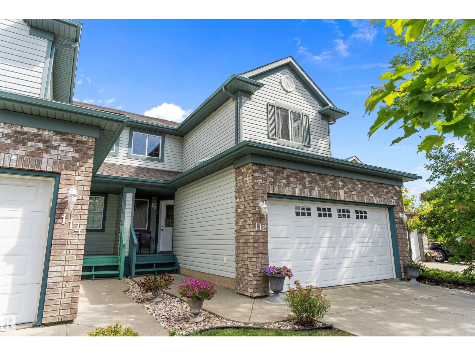 Property at 112 CASTLE DR NW image 2
