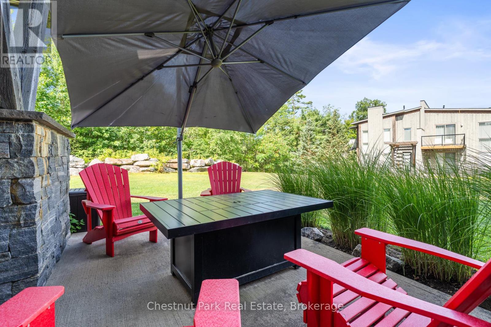 34 Carrick Trail, Gravenhurst, Ontario  P1P 0A6 - Photo 4 - X12141378