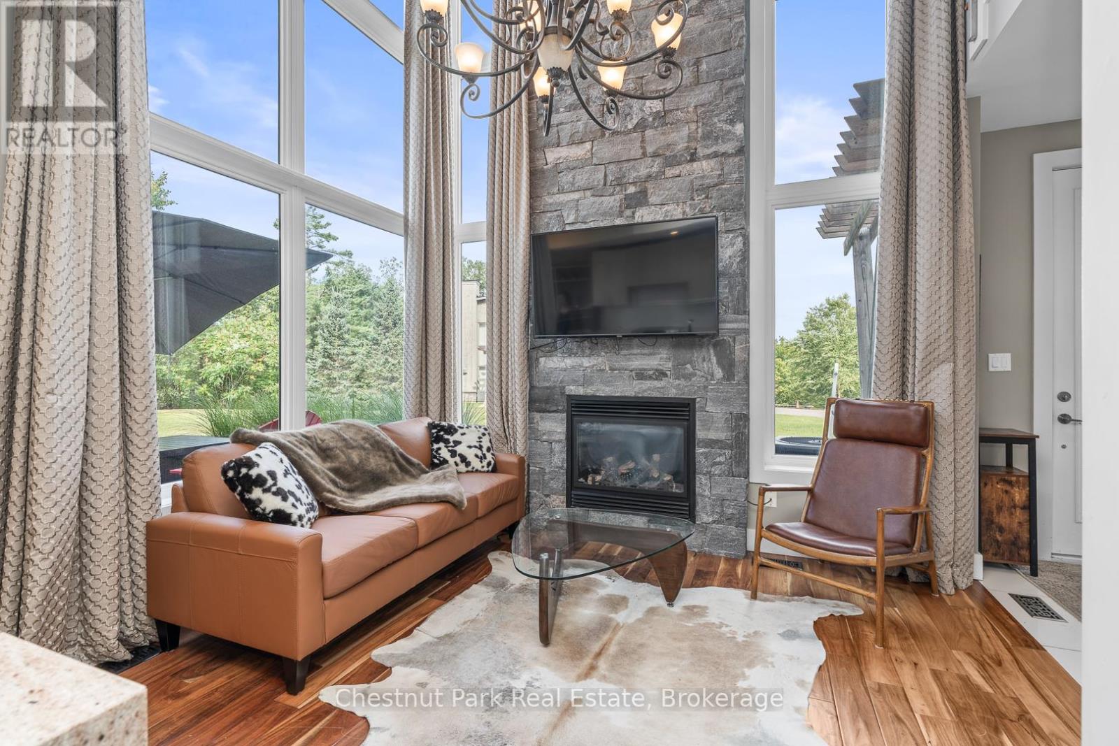 34 Carrick Trail, Gravenhurst, Ontario  P1P 0A6 - Photo 7 - X12141378