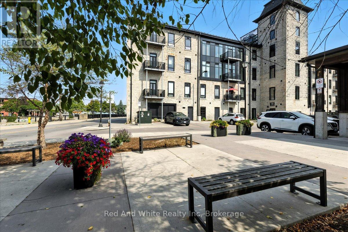 408 - 19 Guelph Avenue, Cambridge, Ontario  N3C 1A2 - Photo 8 - X12335568
