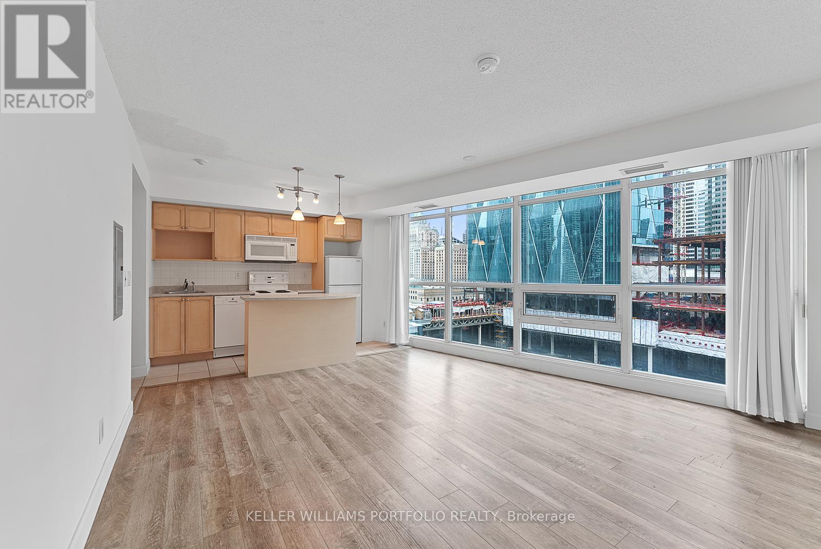 1104 - 18 Yonge Street, Toronto, Ontario  M5E 1Z8 - Photo 10 - C12356710