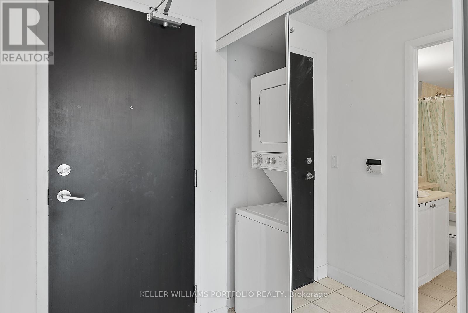 1104 - 18 Yonge Street, Toronto, Ontario  M5E 1Z8 - Photo 15 - C12356710