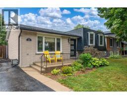 25 GLENVALE Drive, Hamilton, Ontario