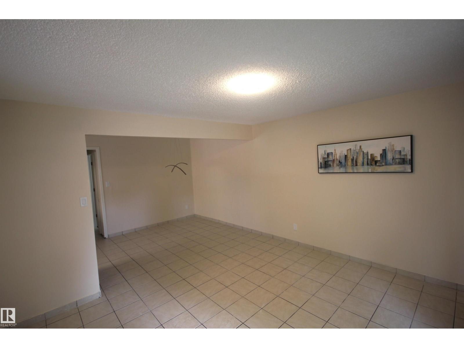 Property at 12907 & 12909 123 ST NW image 4