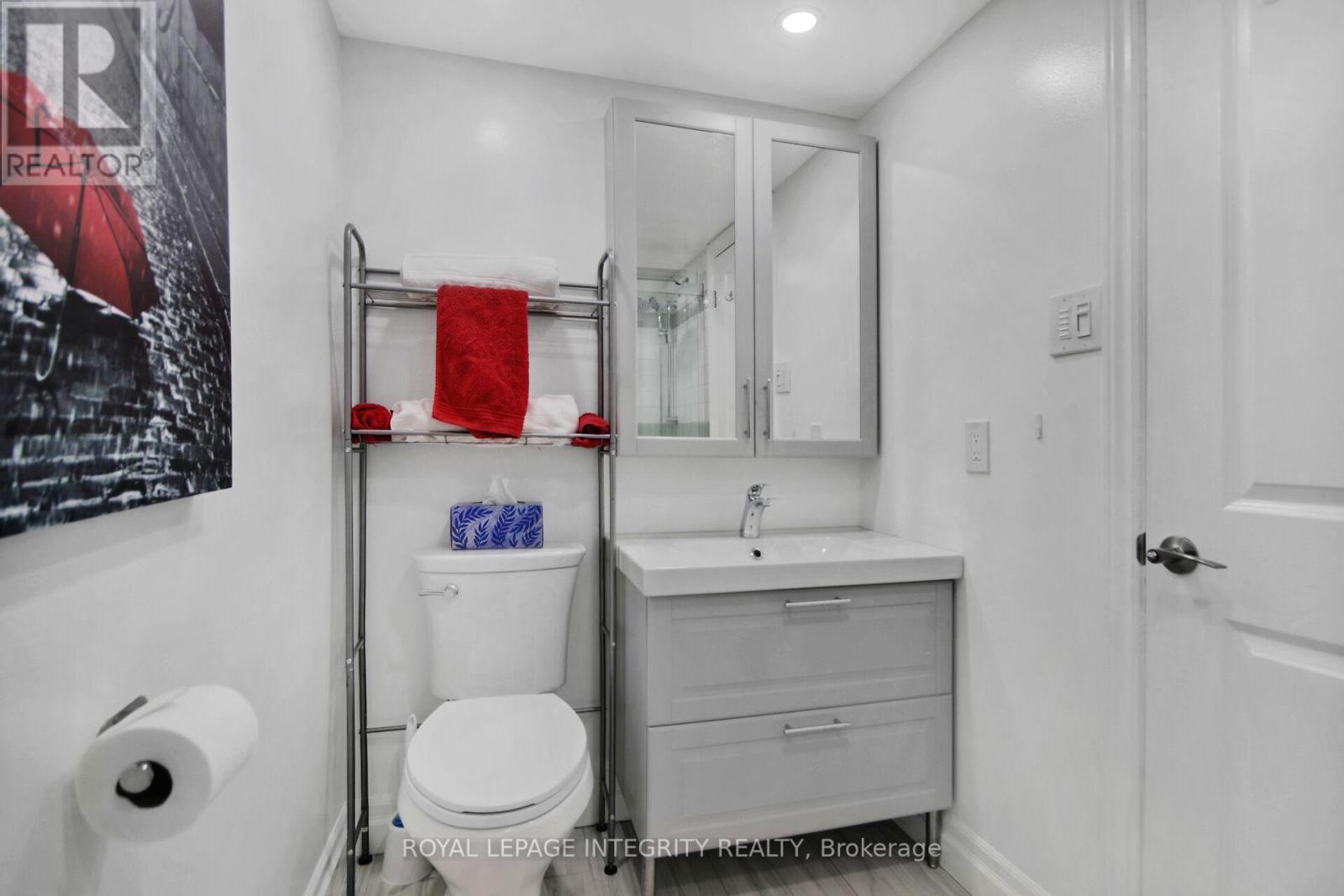 918 - 1025 Grenon Avenue, Ottawa, Ontario  K2B 8G8 - Photo 4 - X12356780