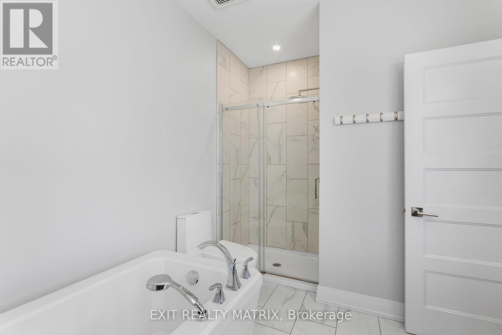 101 Lyon Street, Russell, Ontario  K0A 1W0 - Photo 19 - X12356863