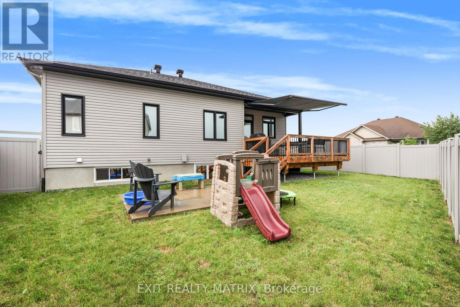 101 Lyon Street, Russell, Ontario  K0A 1W0 - Photo 34 - X12356863