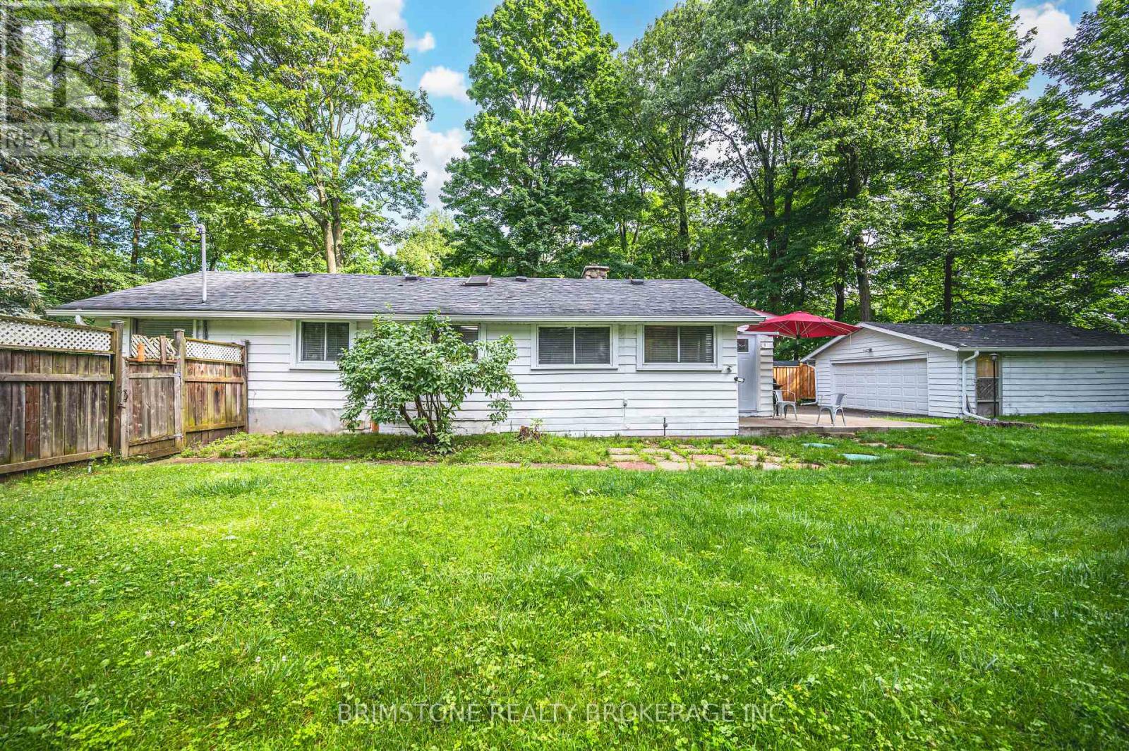 3923 Algonquin Avenue, Innisfil, Ontario  L9S 2M3 - Photo 5 - N12356705
