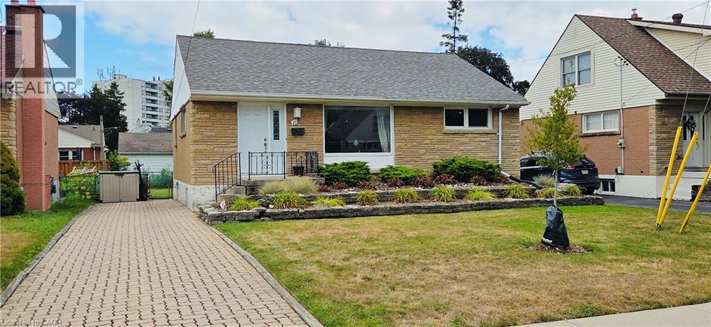 15 Mericourt Road, Hamilton, Ontario  L8S 2N5 - Photo 1 - 40762352