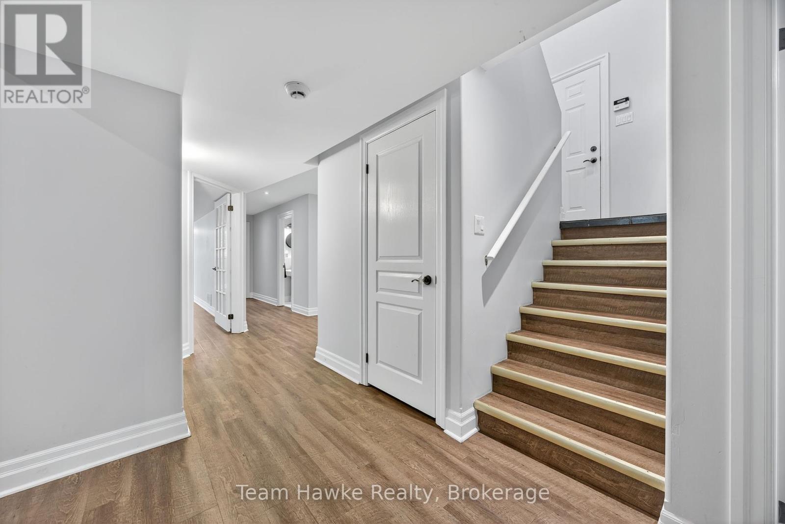 103 Spruce Street, Tiny, Ontario  L0L 1P0 - Photo 26 - S12356837