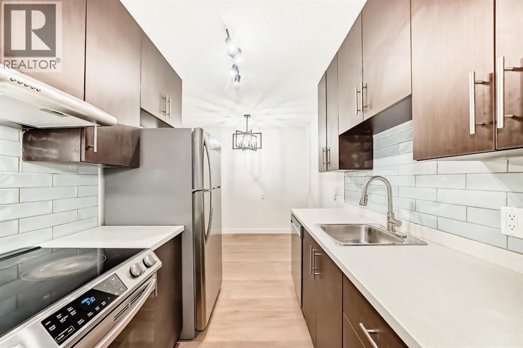 Property at 2204, 4001B 49 Street NW image 2