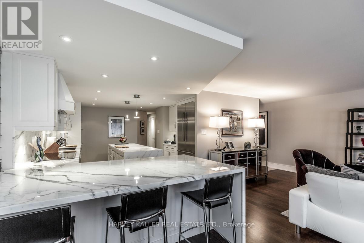 1309 - 110 Bloor Street W, Toronto, Ontario  M5S 2W7 - Photo 10 - C12356580