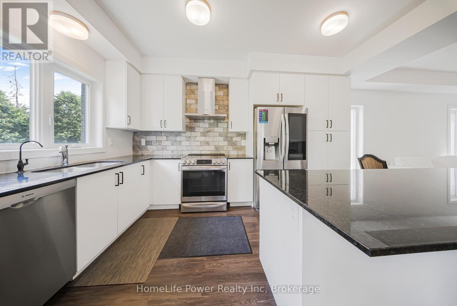 17 Ferris Circle, Guelph, Ontario  N1G 0H2 - Photo 24 - X12356801