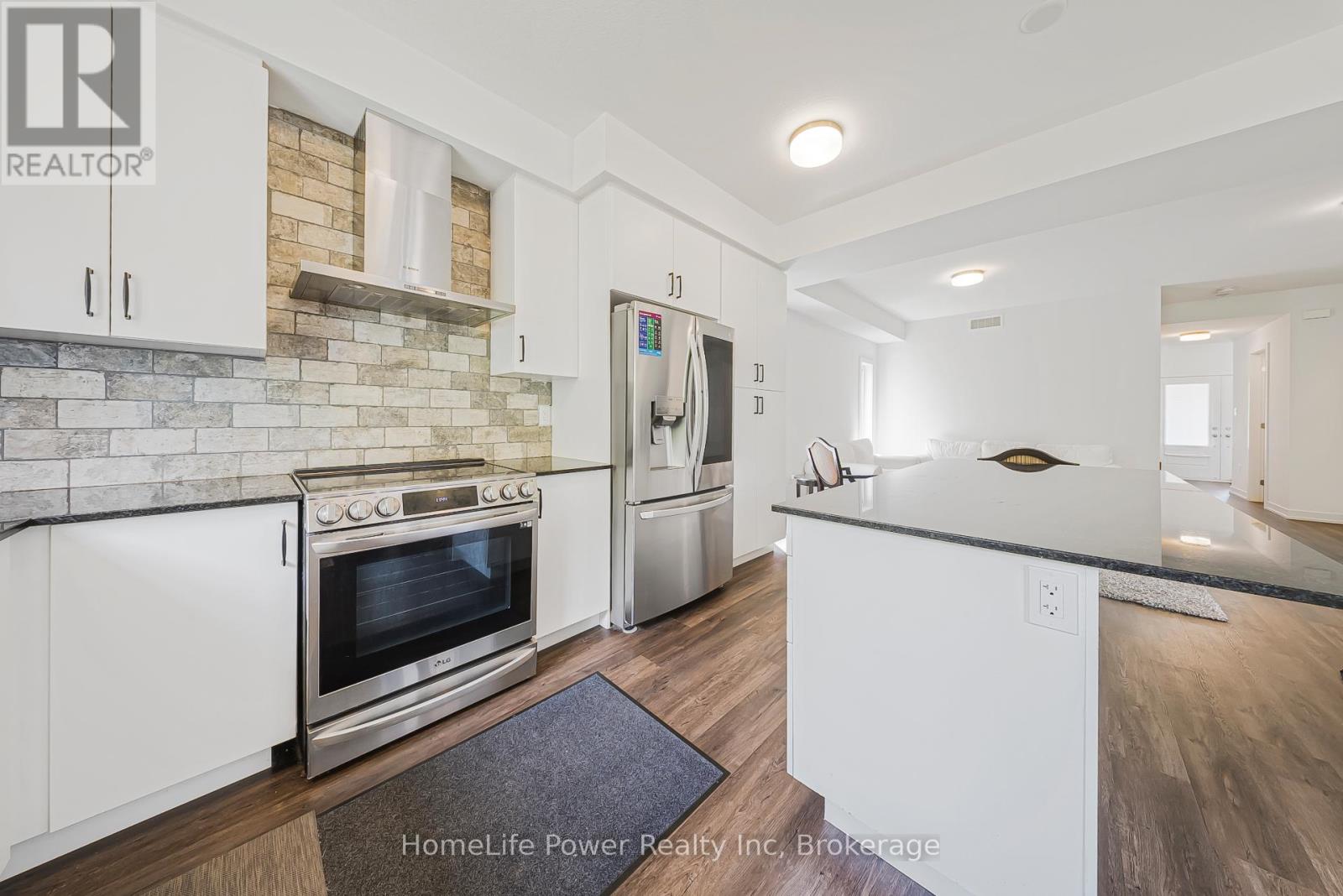 17 Ferris Circle, Guelph, Ontario  N1G 0H2 - Photo 27 - X12356801