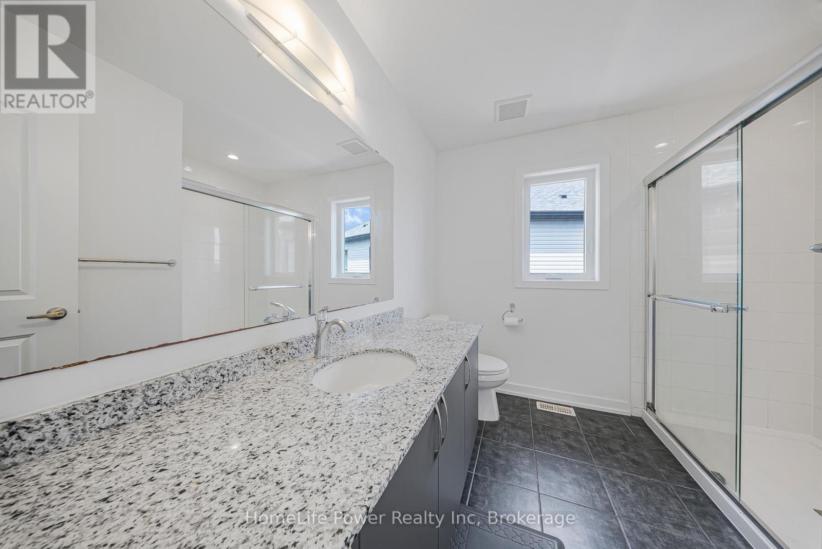 17 Ferris Circle, Guelph, Ontario  N1G 0H2 - Photo 35 - X12356801