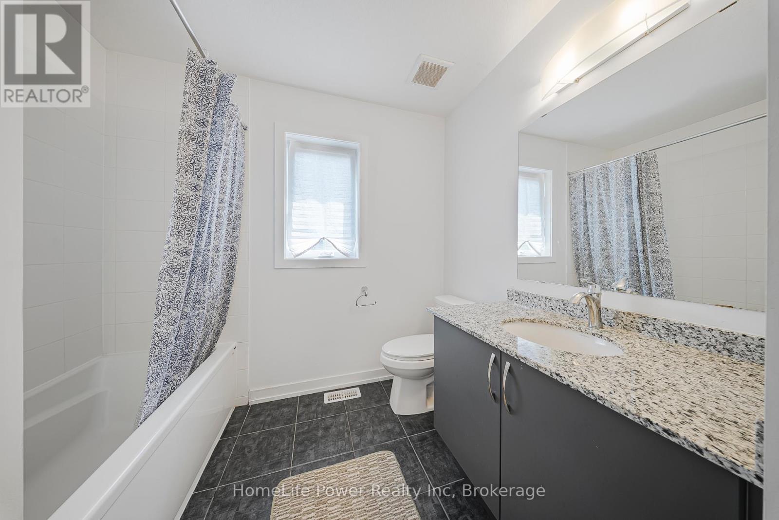17 Ferris Circle, Guelph, Ontario  N1G 0H2 - Photo 39 - X12356801