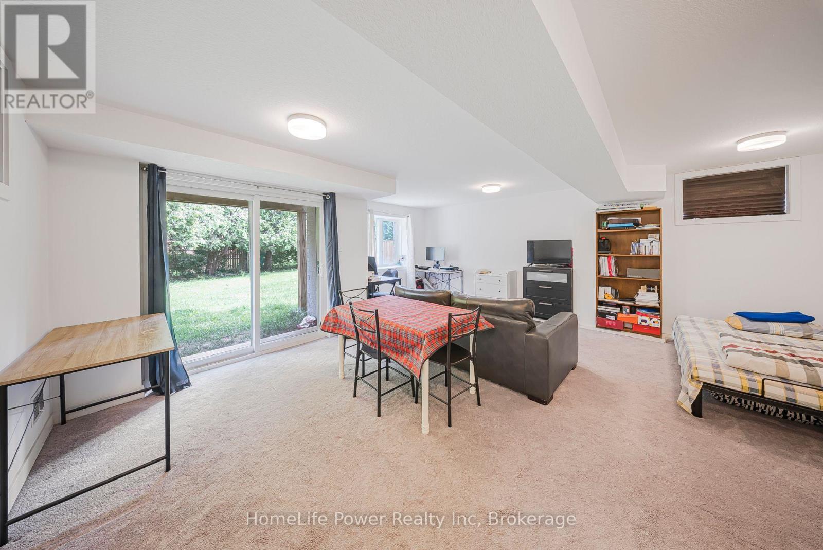 17 Ferris Circle, Guelph, Ontario  N1G 0H2 - Photo 40 - X12356801