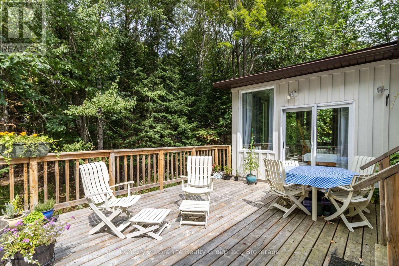 179 Riverside Drive, Dysart Et Al, Ontario  K0M 1S0 - Photo 16 - X12356817