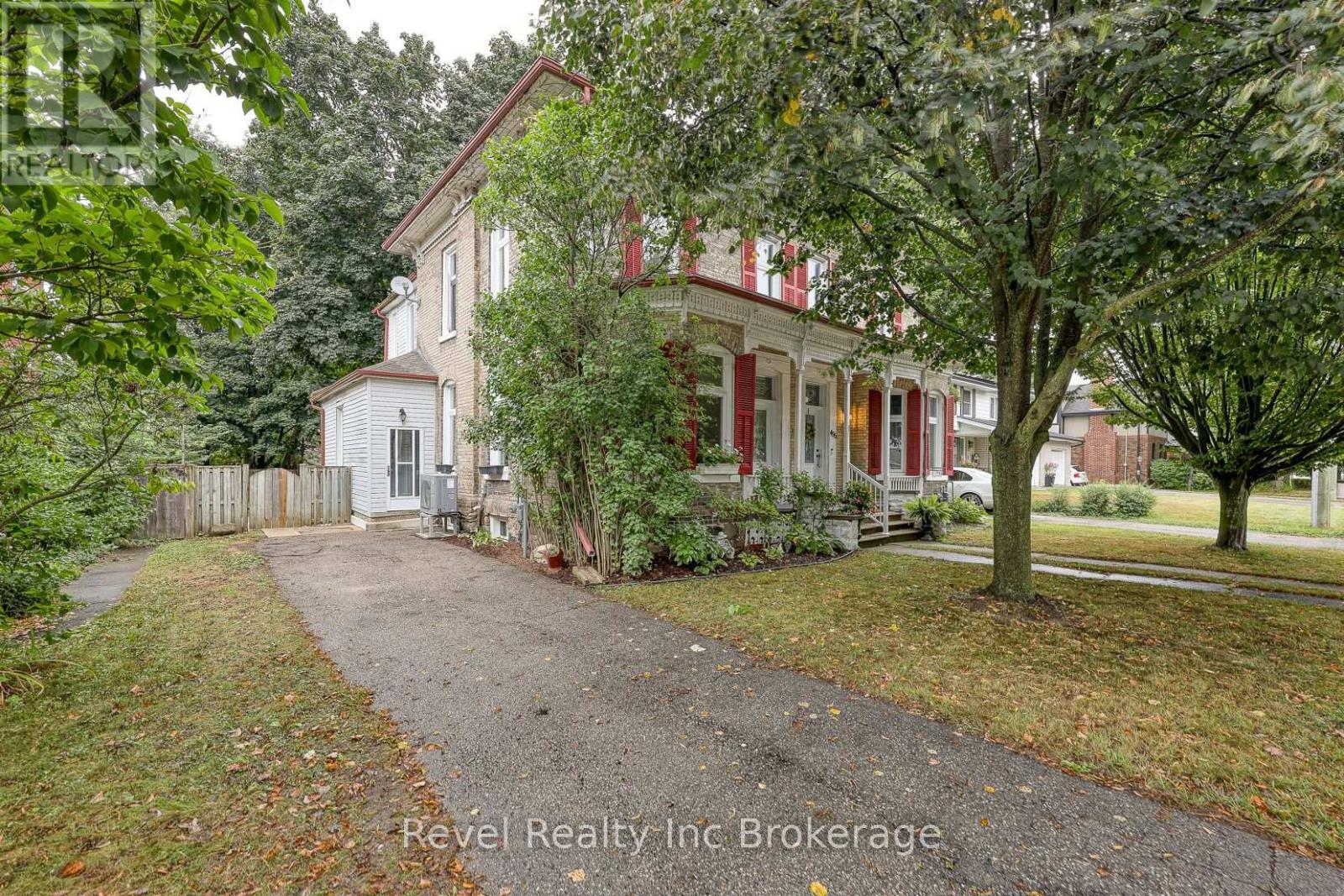 453 Drew Street, Woodstock (Woodstock - North), Ontario  N4S 4V4 - Photo 1 - X12356823