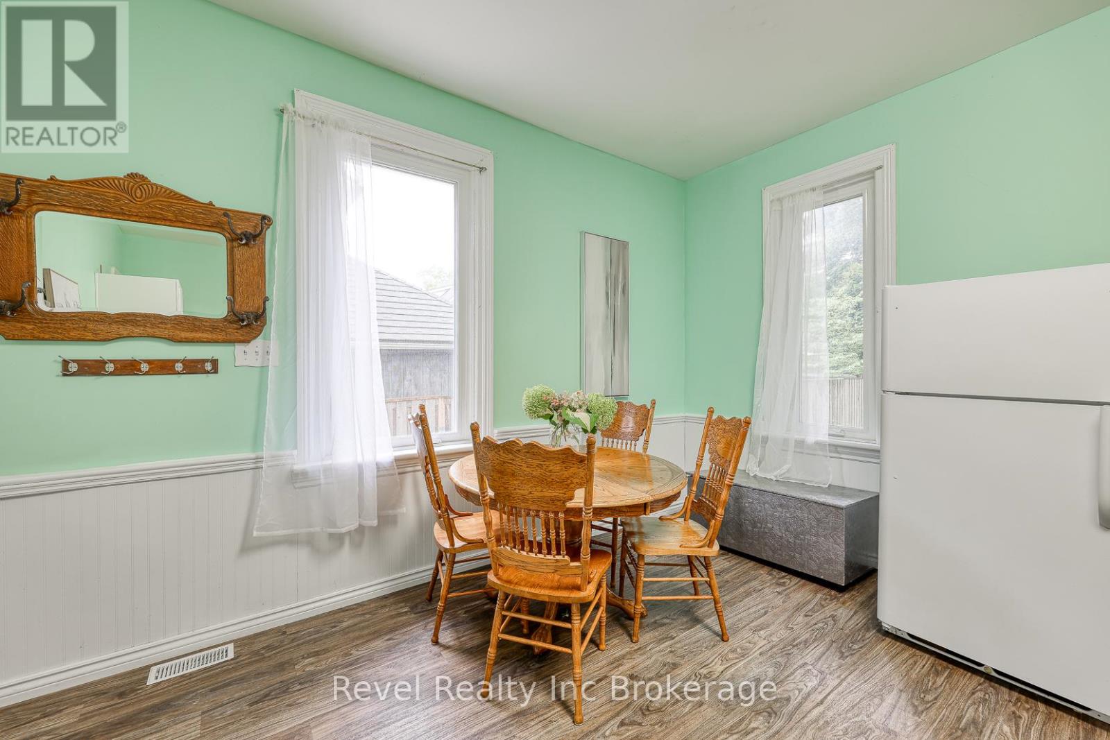 453 Drew Street, Woodstock (Woodstock - North), Ontario  N4S 4V4 - Photo 18 - X12356823