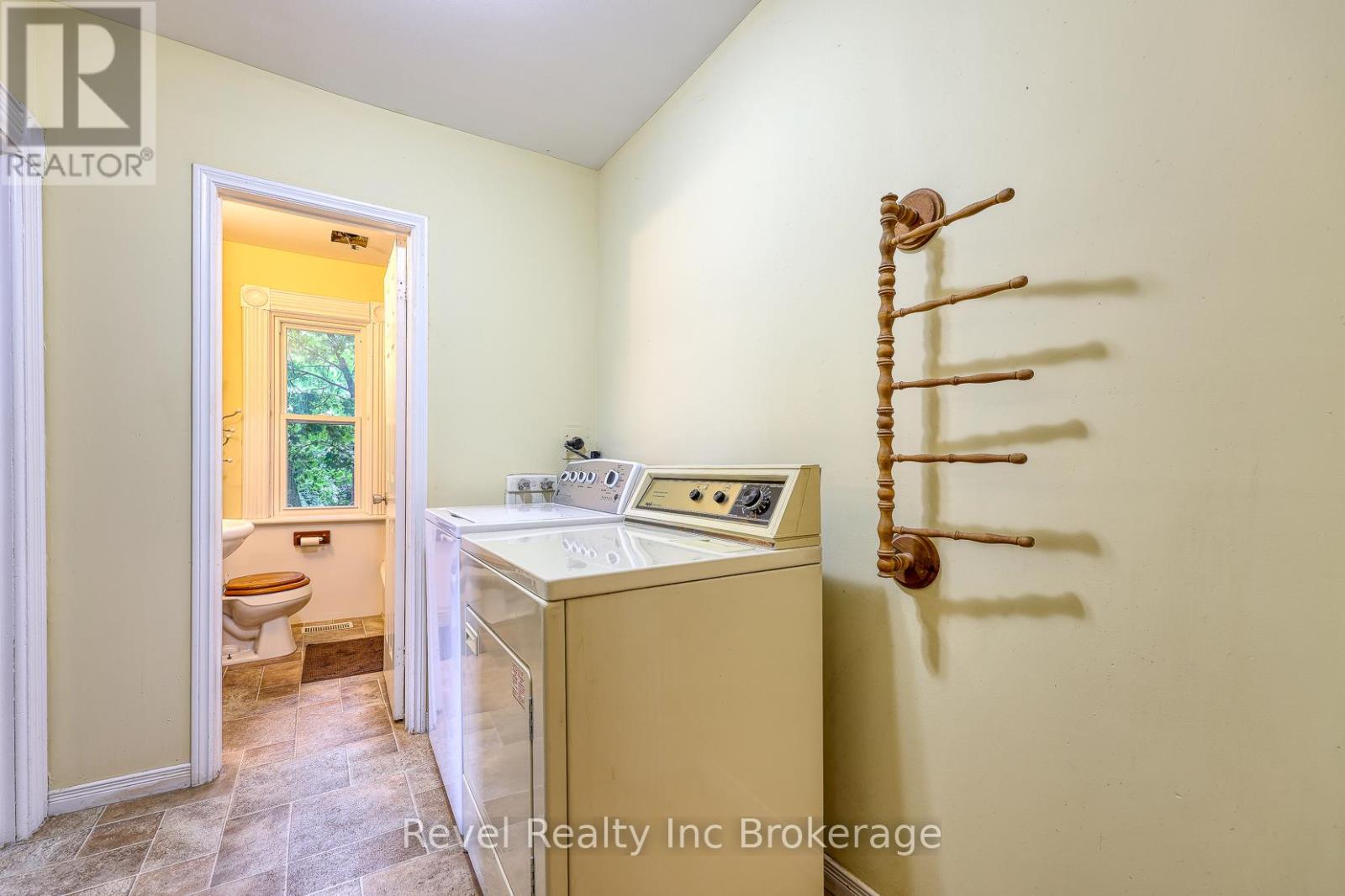453 Drew Street, Woodstock (Woodstock - North), Ontario  N4S 4V4 - Photo 26 - X12356823