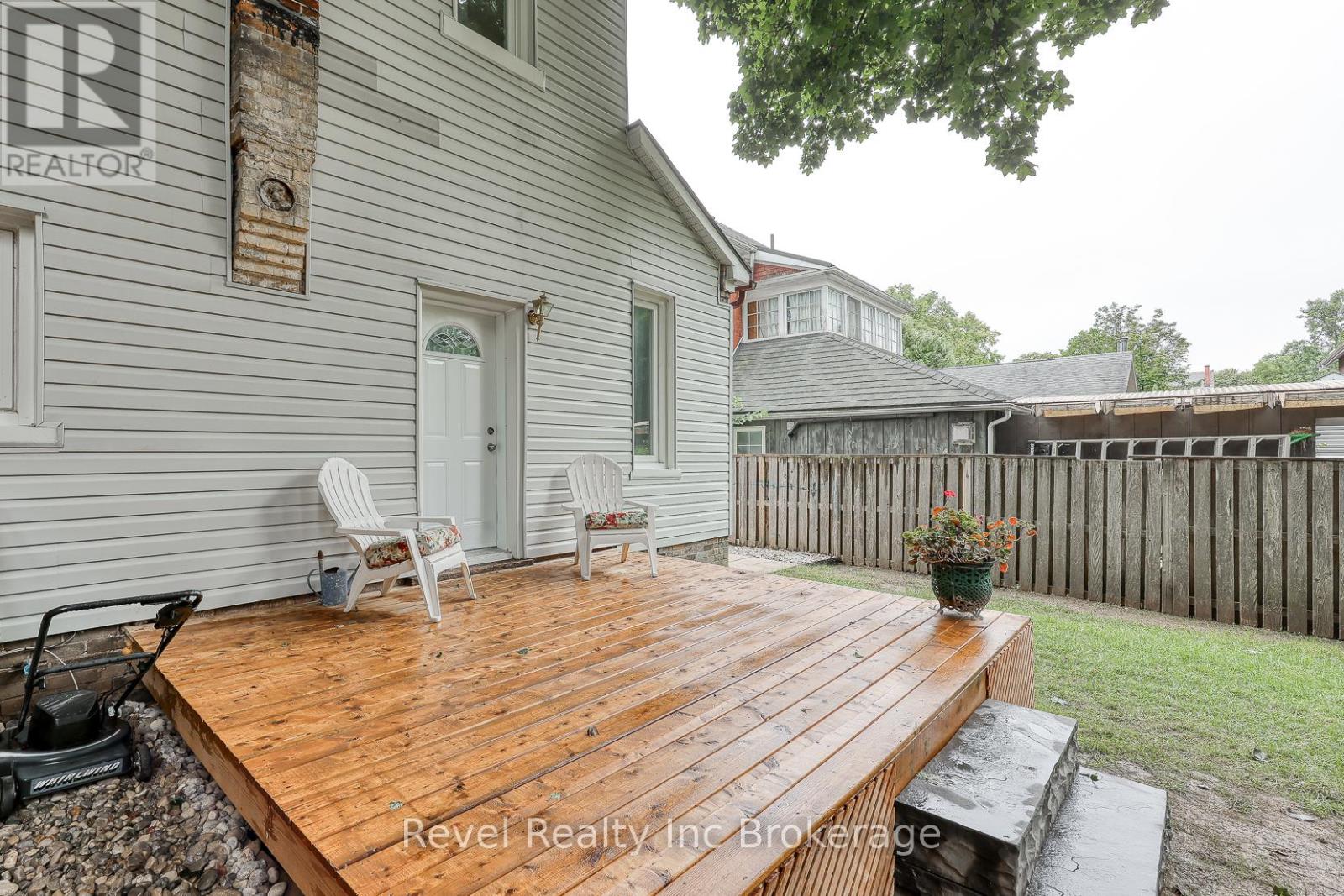 453 Drew Street, Woodstock (Woodstock - North), Ontario  N4S 4V4 - Photo 38 - X12356823