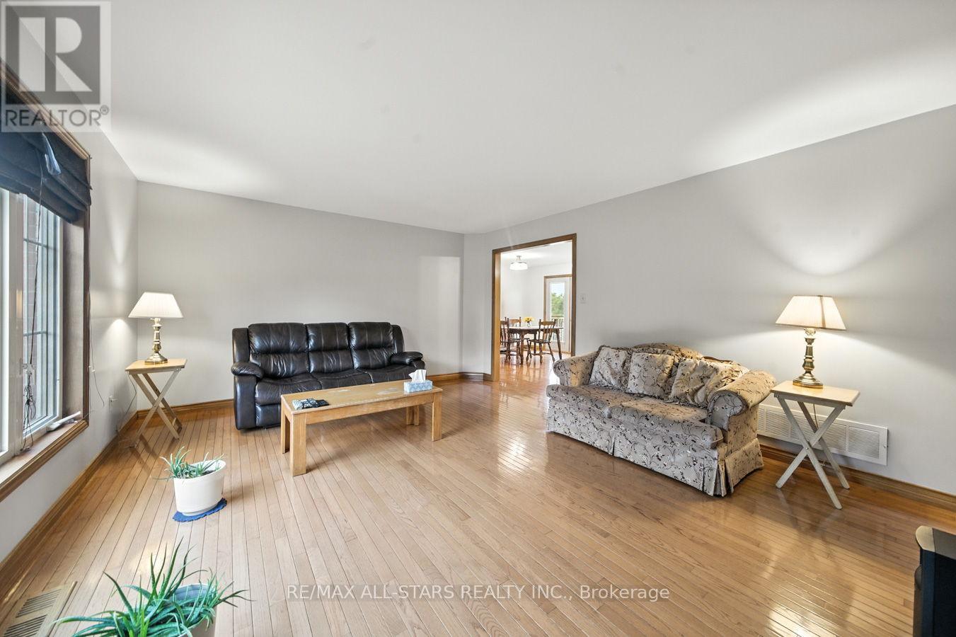 145 Fingerboard Road, Kawartha Lakes, Ontario  K0M 2C0 - Photo 12 - X12356651